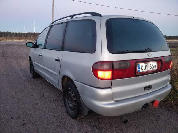 Ford Galaxy Pyhäjoki - valokuva 3