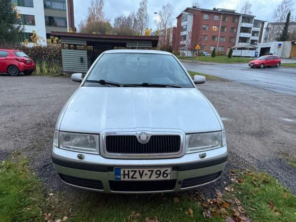 Skoda Octavia Luga – foto 1