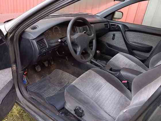 Toyota Carina E Veteli