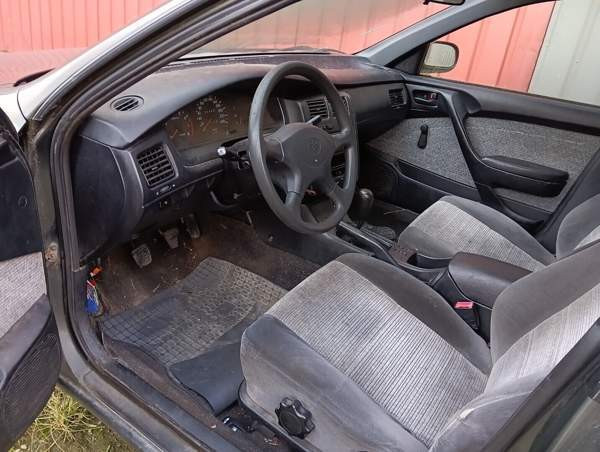 Toyota Carina E Veteli – foto 6