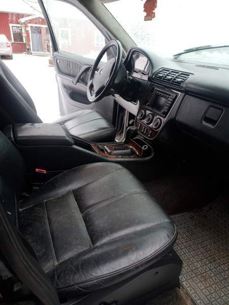 Mercedes-Benz ML Kaavi - valokuva 6