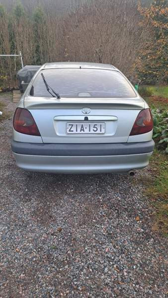 Toyota Avensis Raasepori - valokuva 4