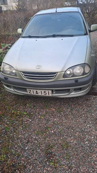 Toyota Avensis Raasepori - valokuva 3