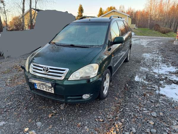 Toyota Avensis Verso Торнио - изображение 2