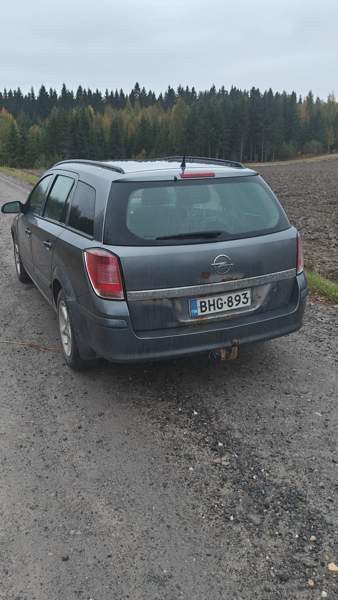 Opel Astra Liperi - valokuva 6