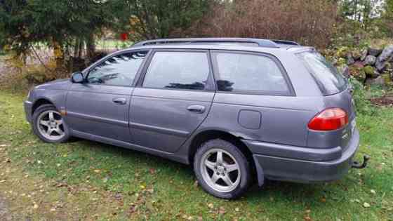 Toyota Avensis Запорожская область