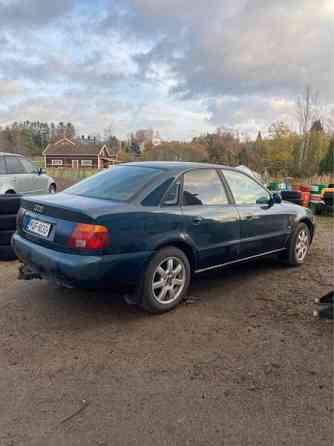 Audi A4 Углеуральский