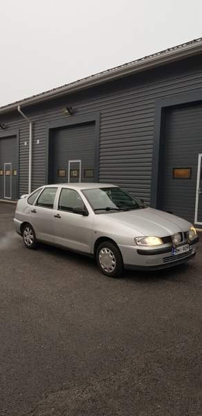 Seat Cordoba Nurmo - valokuva 4