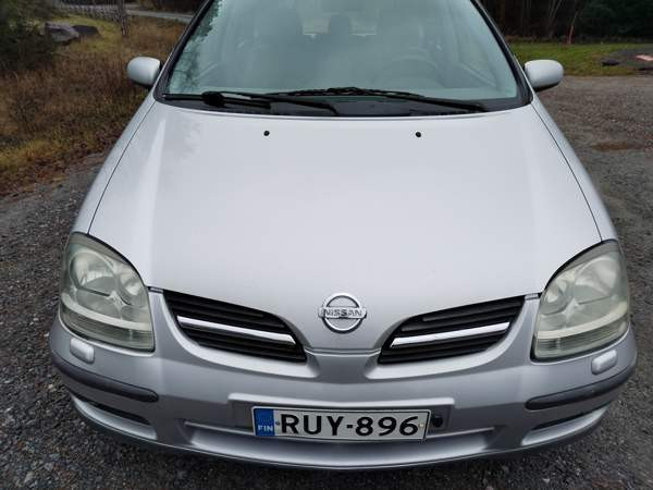 Nissan Almera Tino Йямся - изображение 5