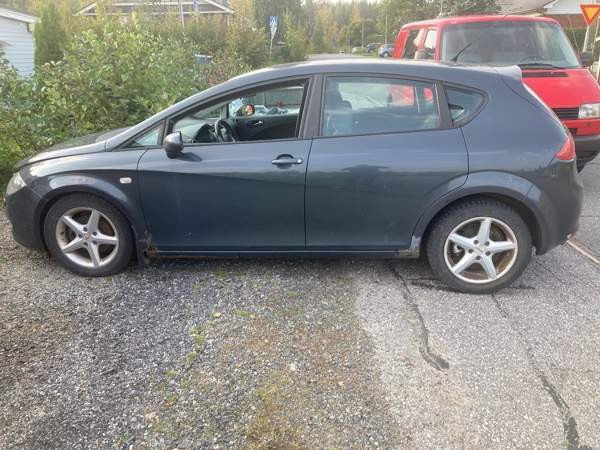 Seat Leon Луга - изображение 2