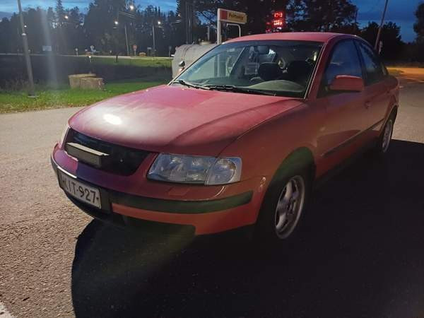Volkswagen Passat Pöytyä - photo 1