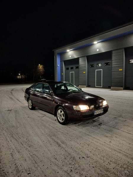 Toyota Carina E Oulu - valokuva 1