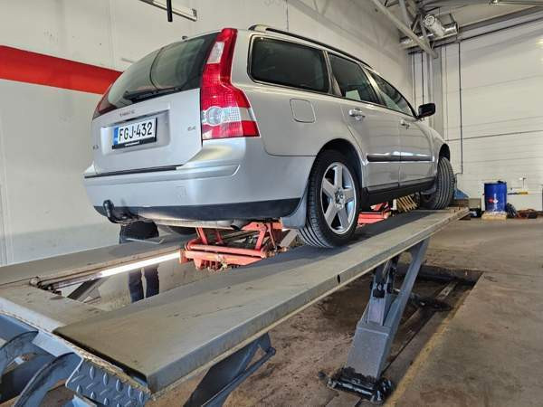 Volvo V50 Vantaa – foto 3