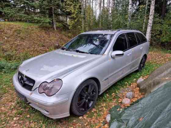 Mercedes-Benz 240 Hausjärvi