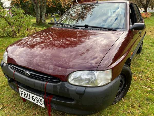 Ford Escort Suonenjoki - valokuva 1