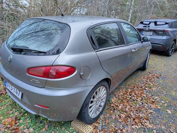 Alfa Romeo 147 Kemiö - изображение 6
