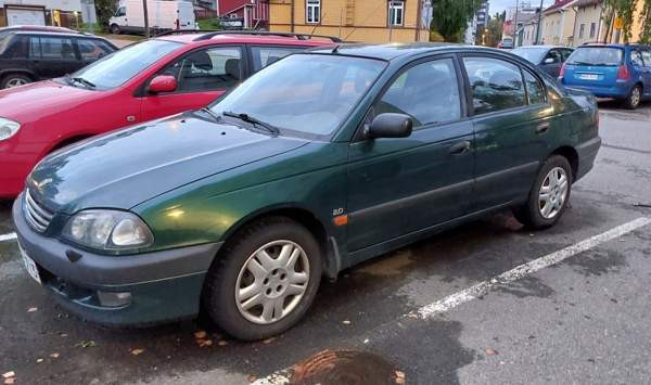 Toyota Avensis Kuopio - valokuva 1
