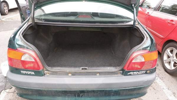 Toyota Avensis Kuopio - valokuva 7