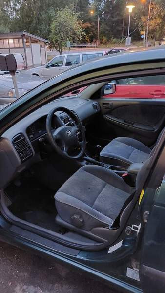 Toyota Avensis Kuopio - valokuva 5