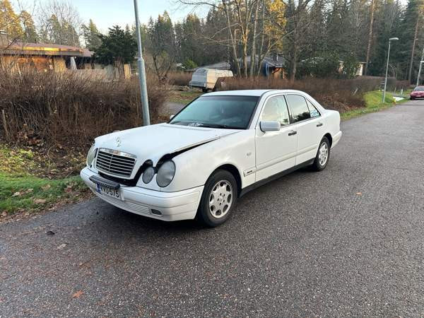 Mercedes-Benz E Glebychevo - photo 2