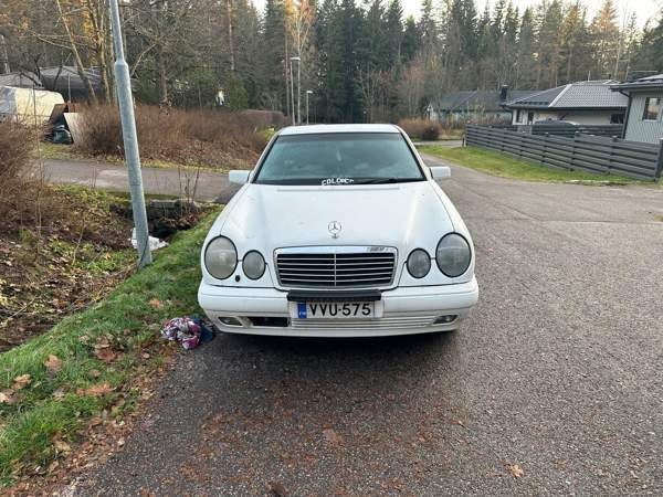 Mercedes-Benz E Glebychevo - photo 3