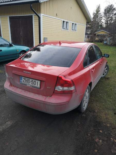 Volvo S40 Йоэнсуу - изображение 4