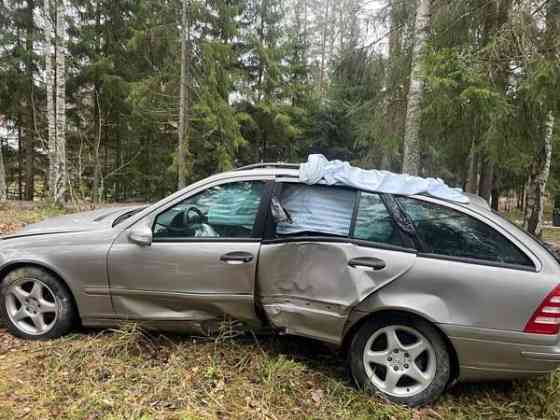 Mercedes-Benz 220 Sibbo