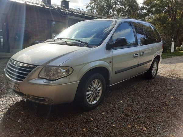 Chrysler Voyager Ilmajoki - valokuva 2