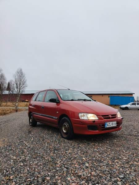 Mitsubishi Space Star Kuusamo - valokuva 1