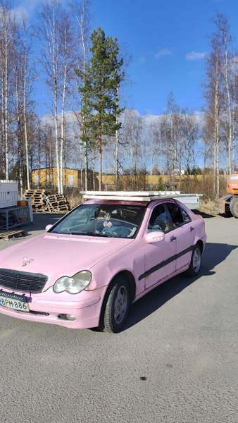 Mercedes-Benz C Lapua - valokuva 1