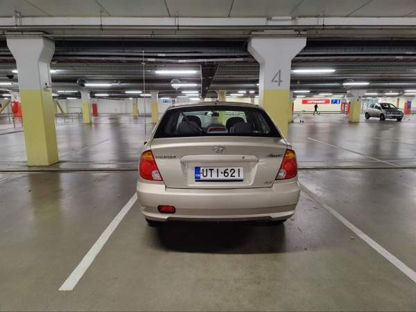 Hyundai Accent Vantaa - valokuva 8