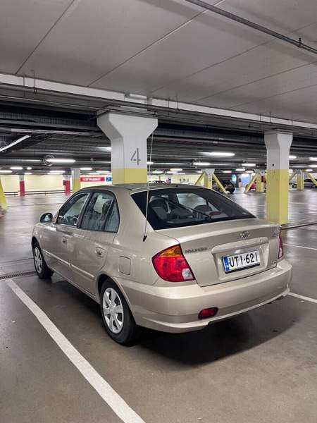 Hyundai Accent Vantaa - valokuva 2