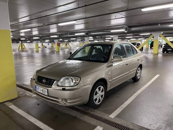 Hyundai Accent Vantaa - valokuva 1