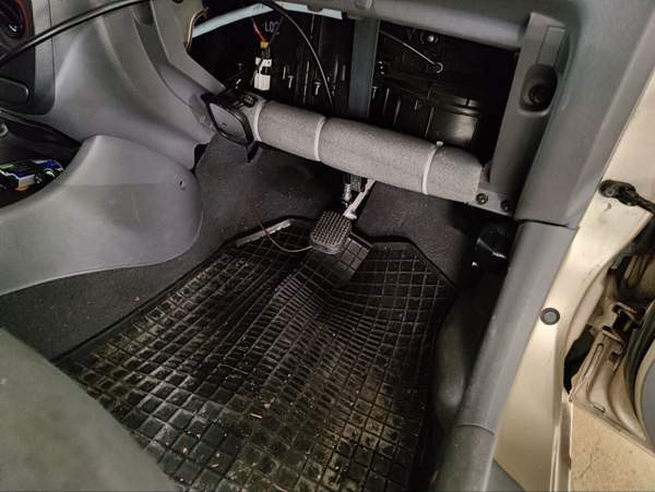 Hyundai Accent Vantaa - valokuva 4