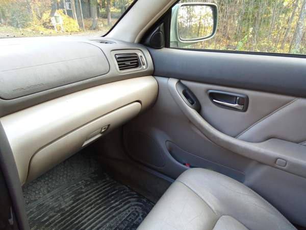 Subaru Legacy Vantaa - valokuva 3