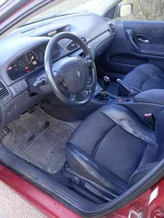 Renault Laguna Sarov