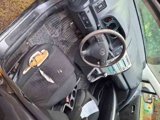 Toyota Corolla Verso Hämeenkyrö