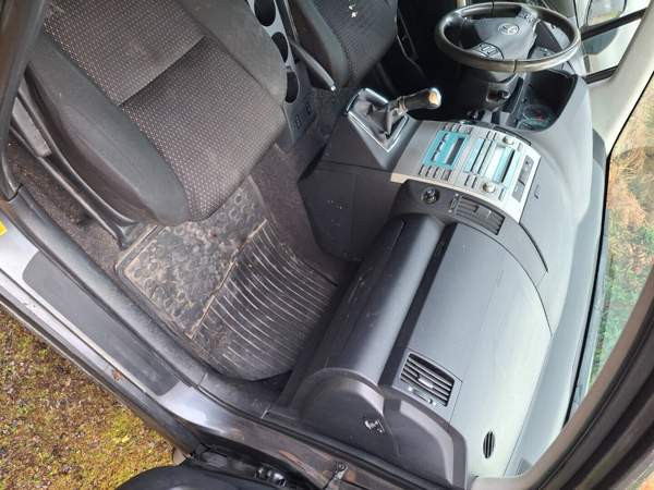 Toyota Corolla Verso Hämeenkyrö - изображение 7