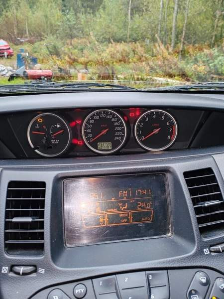 Nissan Primera Luga - valokuva 8