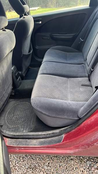 Toyota Avensis Keuruu - valokuva 6