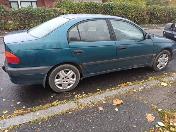 Toyota Avensis Тампере - изображение 3