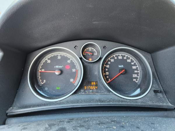 Opel Astra Uusikaupunki - valokuva 5