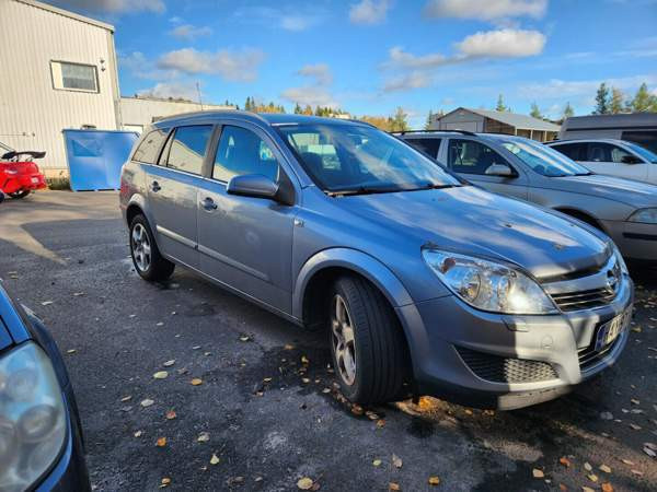 Opel Astra Uusikaupunki - valokuva 1