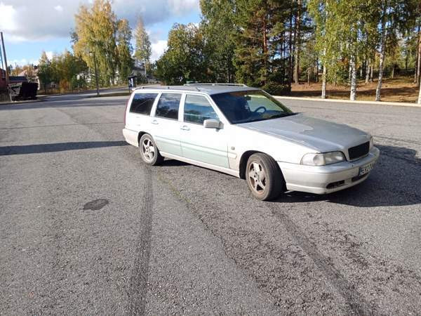 Volvo V70 Joensuu - valokuva 1