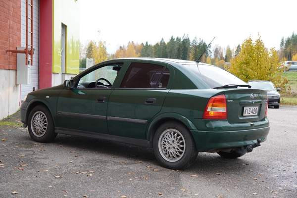 Opel Astra Vantaa - valokuva 4