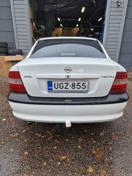 Opel Vectra Glebychevo - valokuva 4