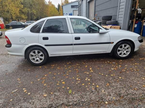 Opel Vectra Glebychevo - valokuva 6