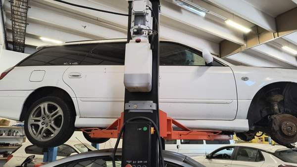 Subaru Legacy Helsinki - photo 2