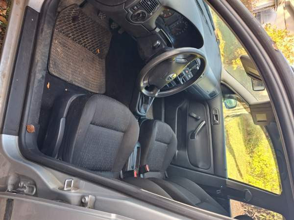 Volkswagen Golf Lons-le-Saunier - valokuva 3