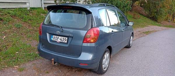Toyota Corolla Verso Nurmijaervi - photo 4